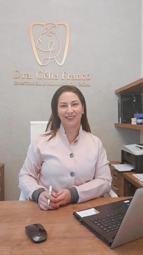 Dentista Jau